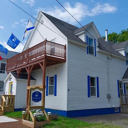 Pleasant Street Inn Parrsboro Екстер'єр фото