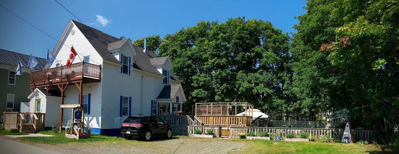 Pleasant Street Inn Parrsboro Екстер'єр фото