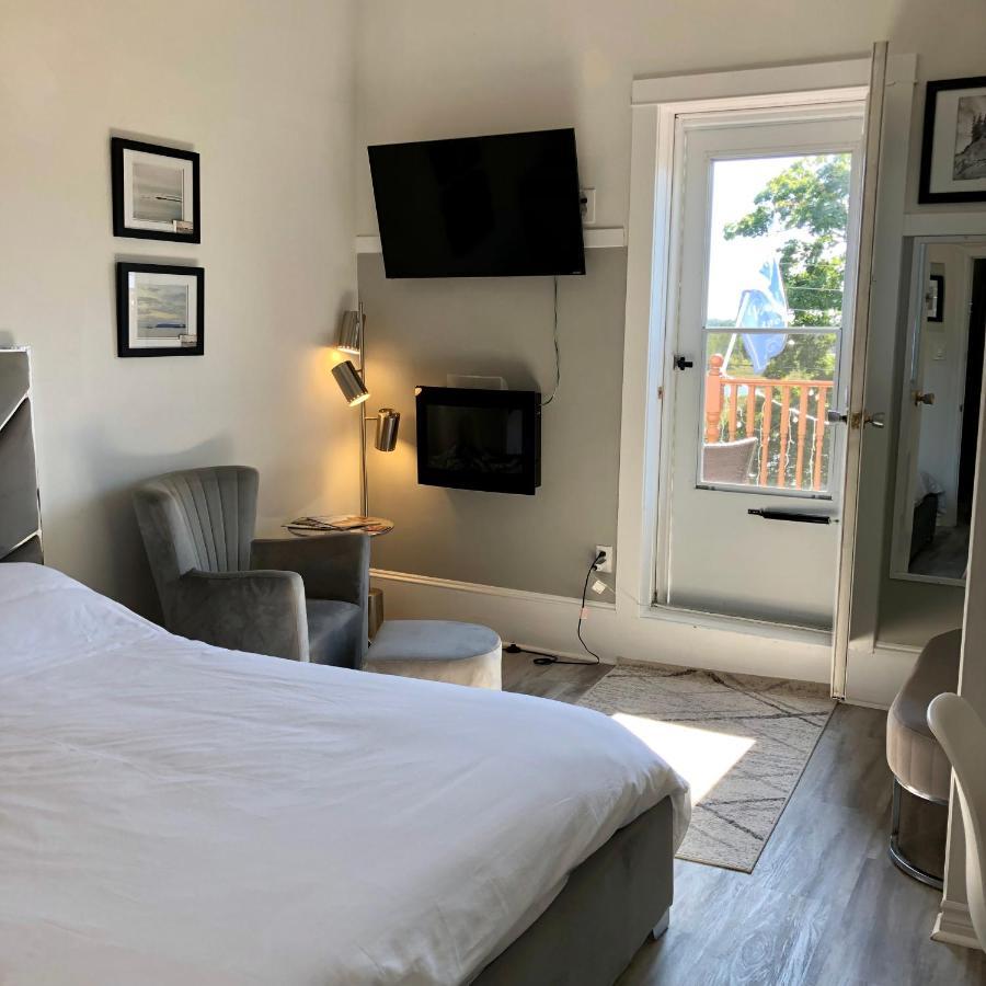 Pleasant Street Inn Parrsboro Екстер'єр фото
