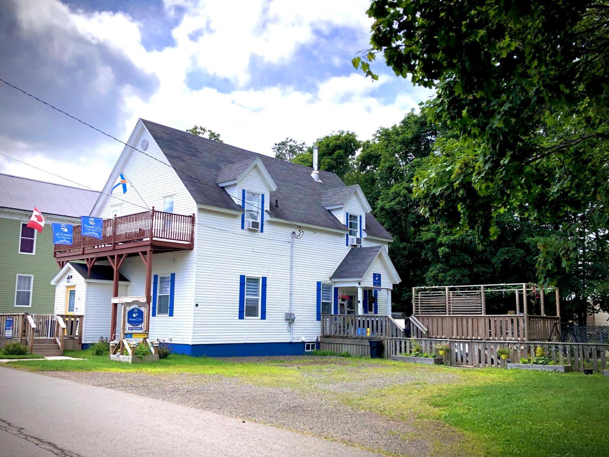 Pleasant Street Inn Parrsboro Екстер'єр фото