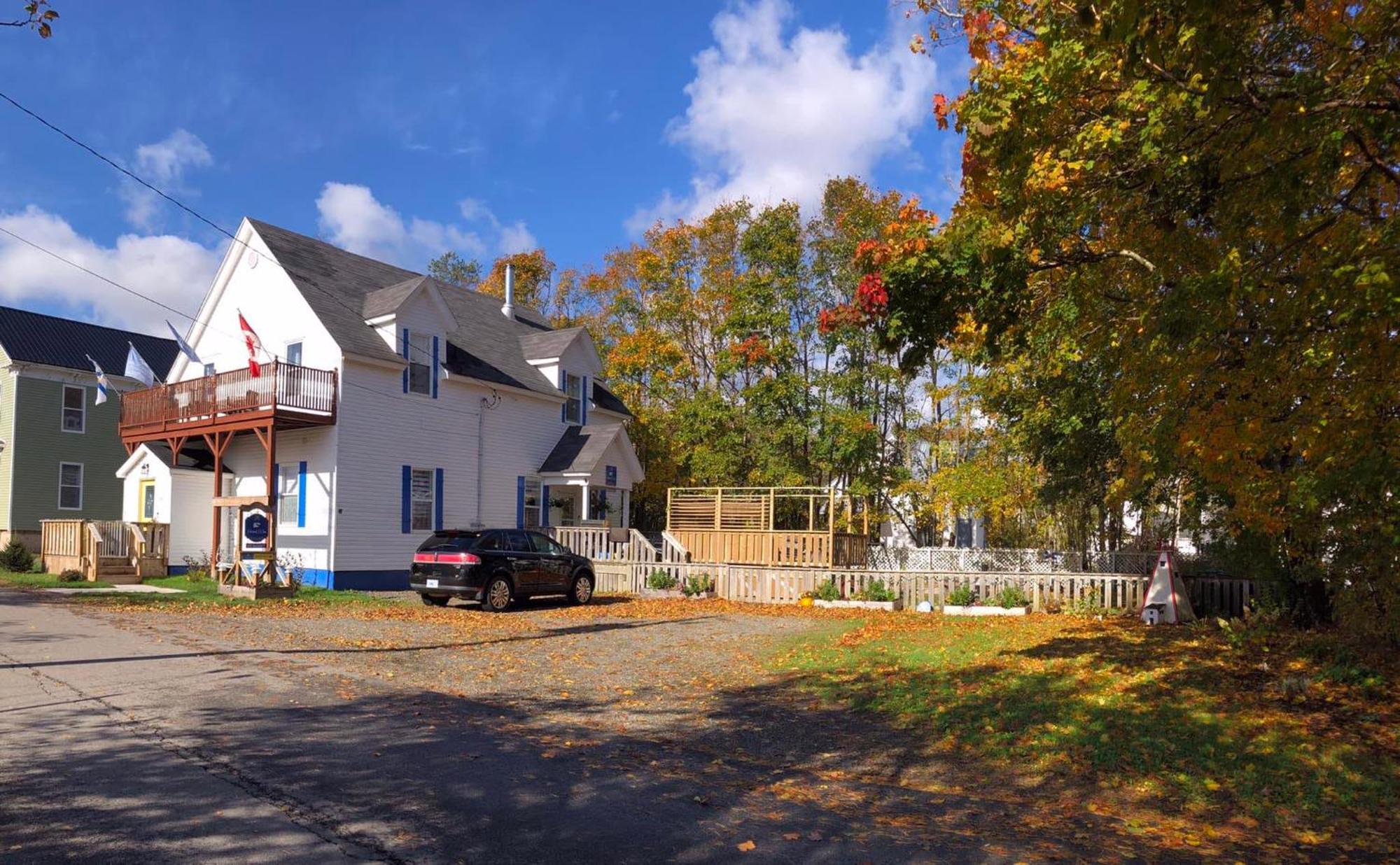Pleasant Street Inn Parrsboro Екстер'єр фото